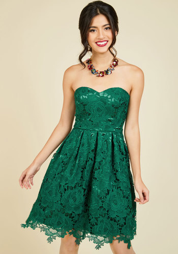 Liza Luxe Collection - Lasting Expression Lace Dress in Forest
