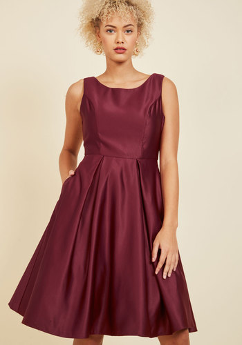 Liza Luxe Collection - Wishing and Wowing Midi Dress in Wine
