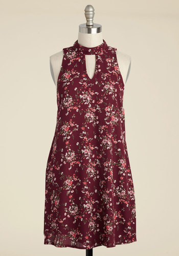 Red Delicate Duet Shift Dress by Trixxi ...