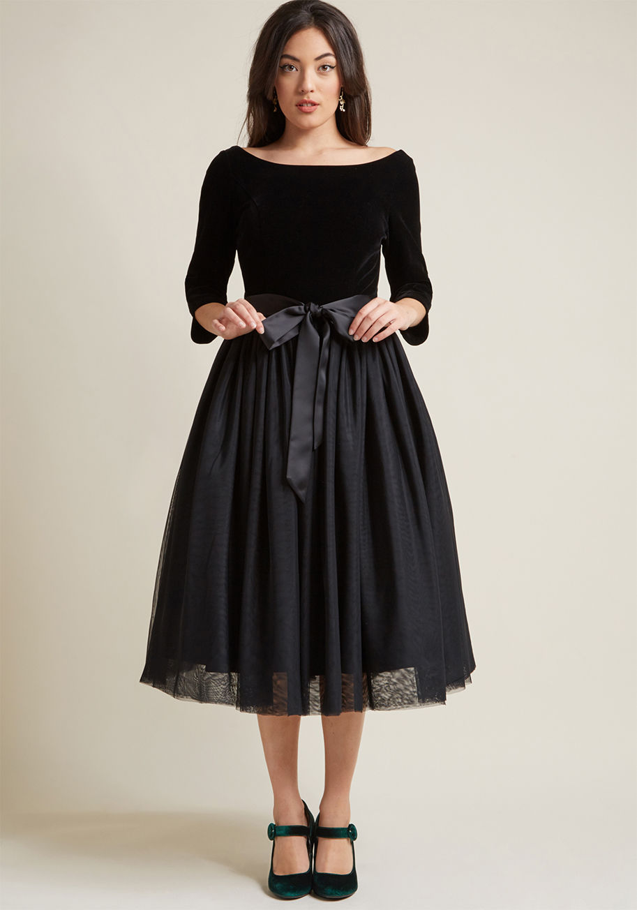 Collectif - Collectif Classy Midi Fit and Flare Dress