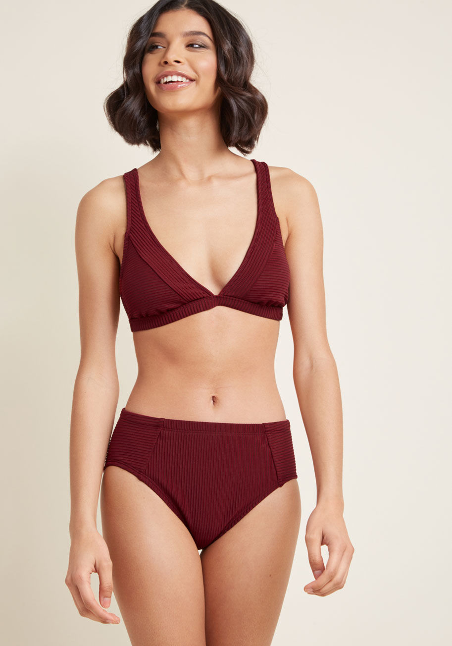 LB8KH90 - If anyone can be an expert at sunbathing these burgundy swimsuit bottoms, it's you! Show 'em how it's done by loungin' on your towel while clad