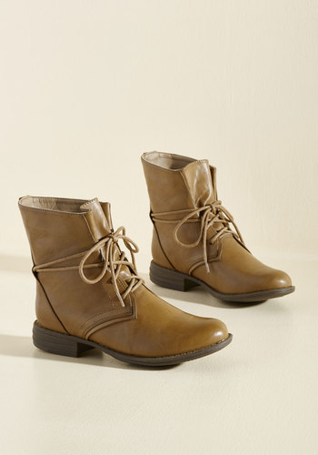 Wanted Shoes, Inc. - Best Dresden Boot
