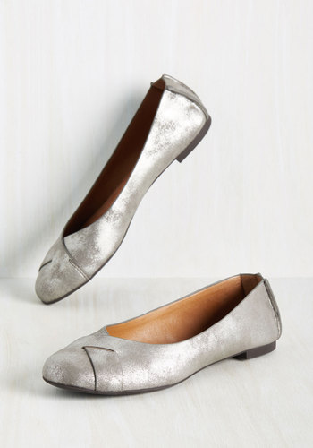 BC Shoes/Seychelles LLC - Stride and True Flat
