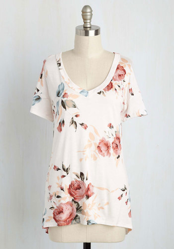 Florist's Apprentice Floral T-Shirt in Ivory by Sweet Claire Inc.