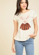 It's No Pig Deal T-Shirt by Compania Fantastica
