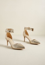 Be enchanted by the sound your own footsteps as you step onto the dance floor by Outgoing
