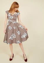 Pine All Mine Midi Dress in Illustrated Roses by Stop Staring