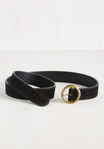 Don't Hip a Beat Belt in Black by Belgo Lux Fashion Acc. Inc