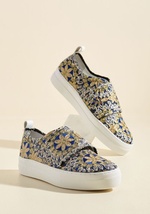 Pull the Styled Card Sneaker by E-Eight Fashions