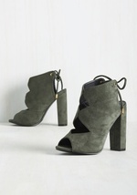 Gallery Crawl Gait Heel by Machi Footwear