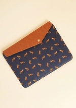 Alumni Reply Laptop Sleeve - 18 by NuG