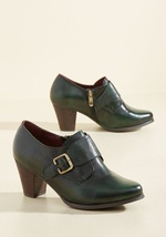 Handle With Character Leather Heel by SPRING STEP