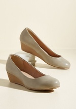 Breath of Profesh Air Wedge in Oyster by CL by Chinese Laundry
