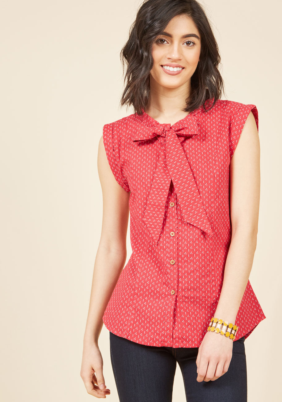  - Attain your ideal fashion goals with this beautiful, cotton button down by Mata traders. Feminist-minded Mata Traders fights poverty through the employment and empowerment for the craftswomen
