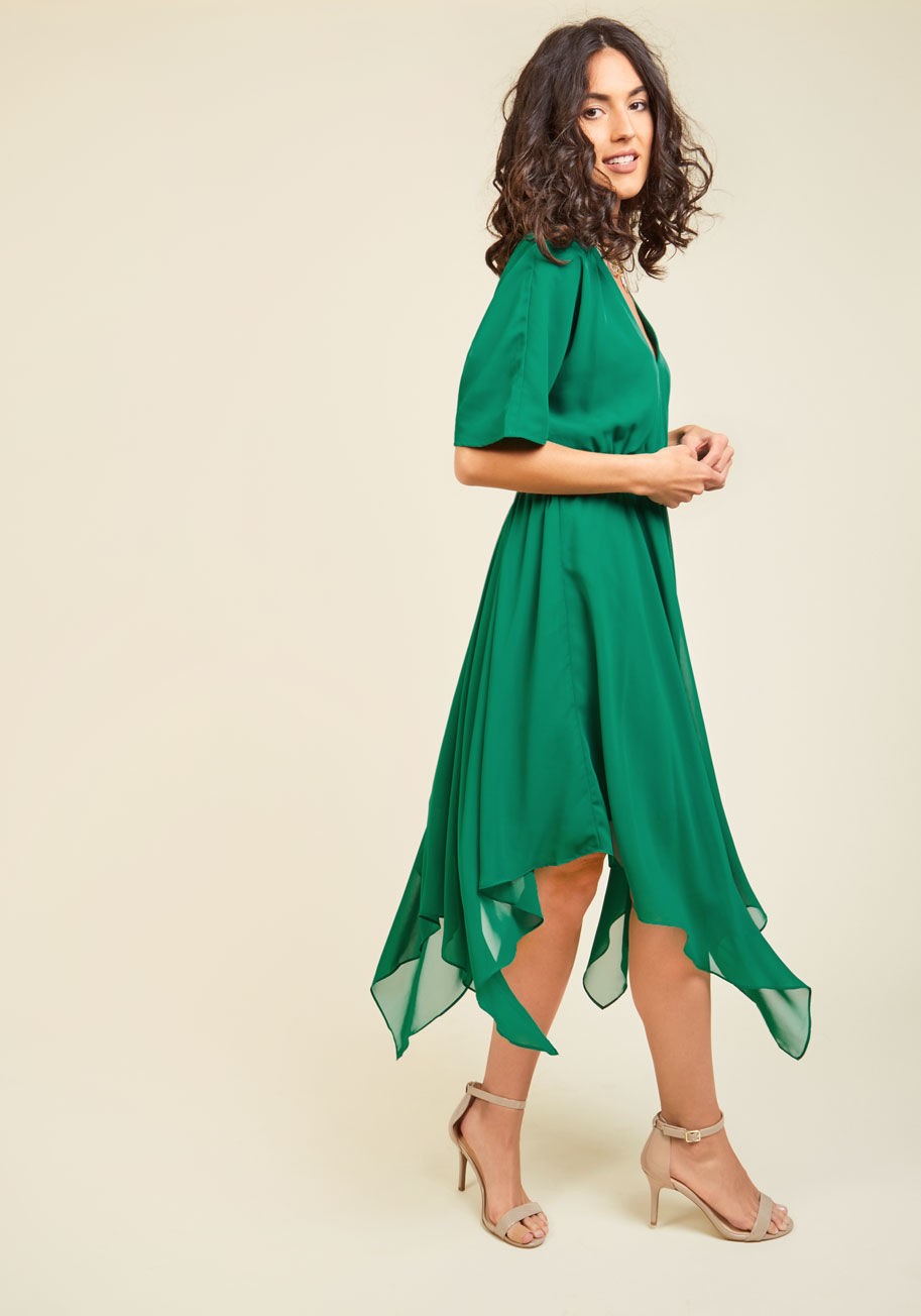  - Curating the best collections for your space comes naturally, and this green dress - a ModCloth exclusive - highlights your flair for showmanship at every opening. Seamless half sleeves and a V-neck give this wardrobe magnum opus a classic feel, but its r