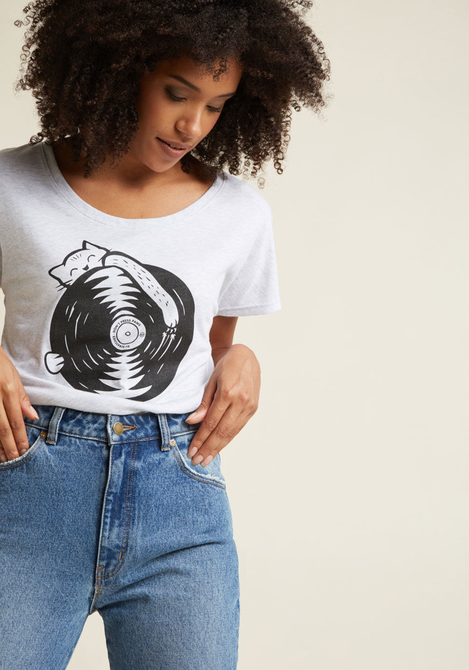  - Remix your downtime duds by lining this graphic tee up