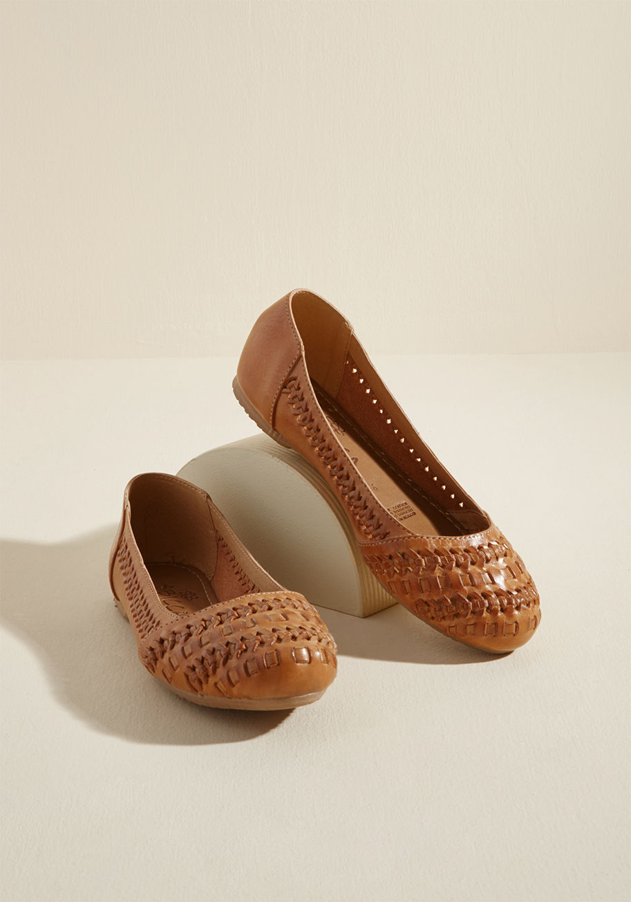 Cami - Out of all the fashionistas on the scene, these light brown leather flats choose you! In your stylish care, this pair's woven sides and toes are destined to be showcased often, as part of amazing boho-inspired ensembles. No wonder these casual kicks made 