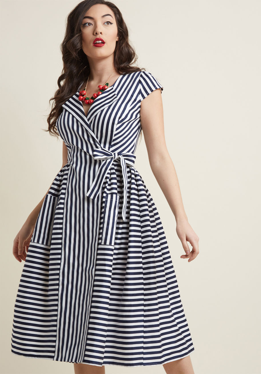 Collectif - Collectif Ladylike Luncheon Midi Wrap Dress