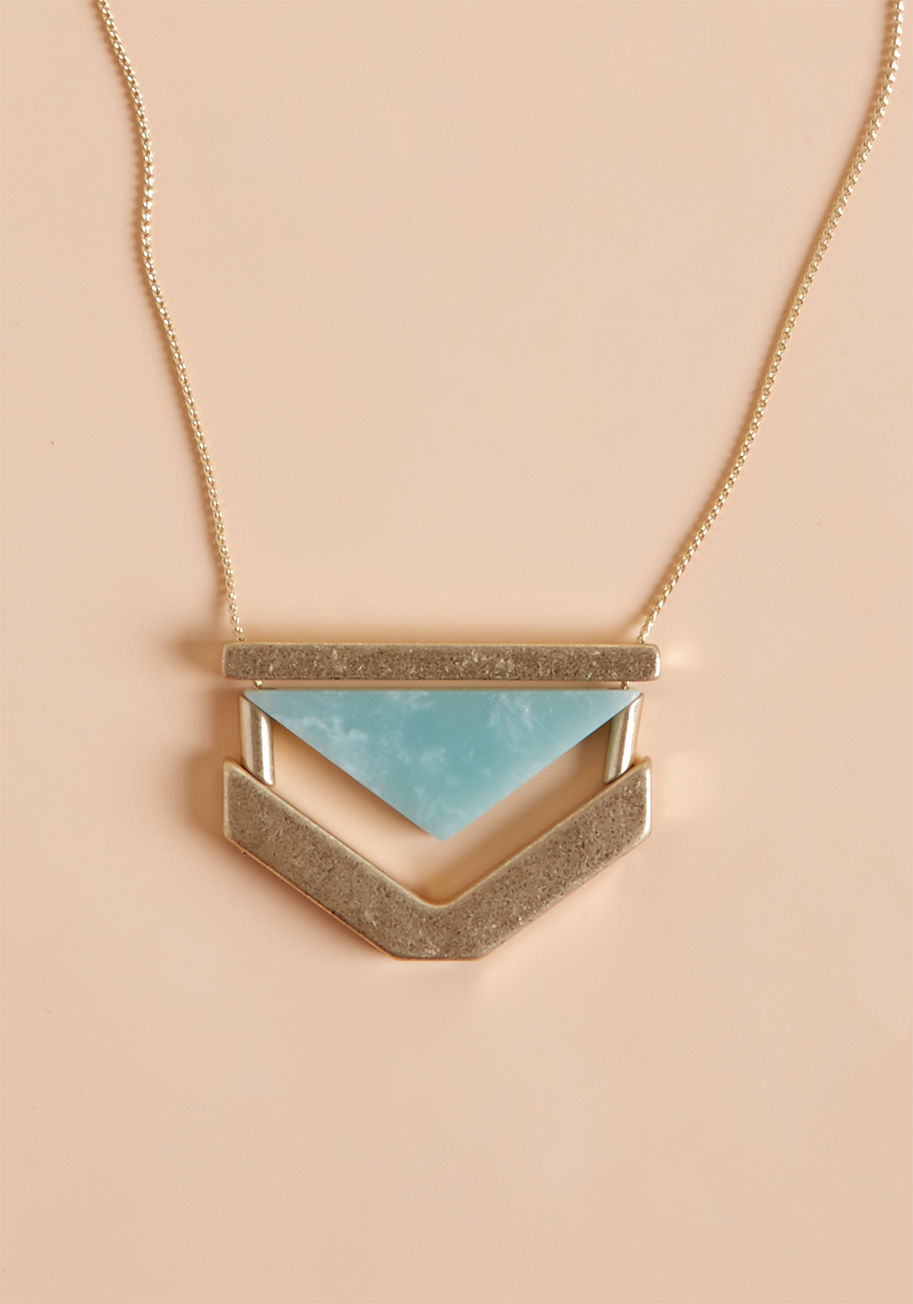 With this geometric necklace adorning your ensemble, you're officially ready to eat, drink, and utterly enjoy your way down the main drag. Designed with a rope chain and a pieced-together pendant featuring an aqua faux stone, this modern accessory was mad by IN4629MT