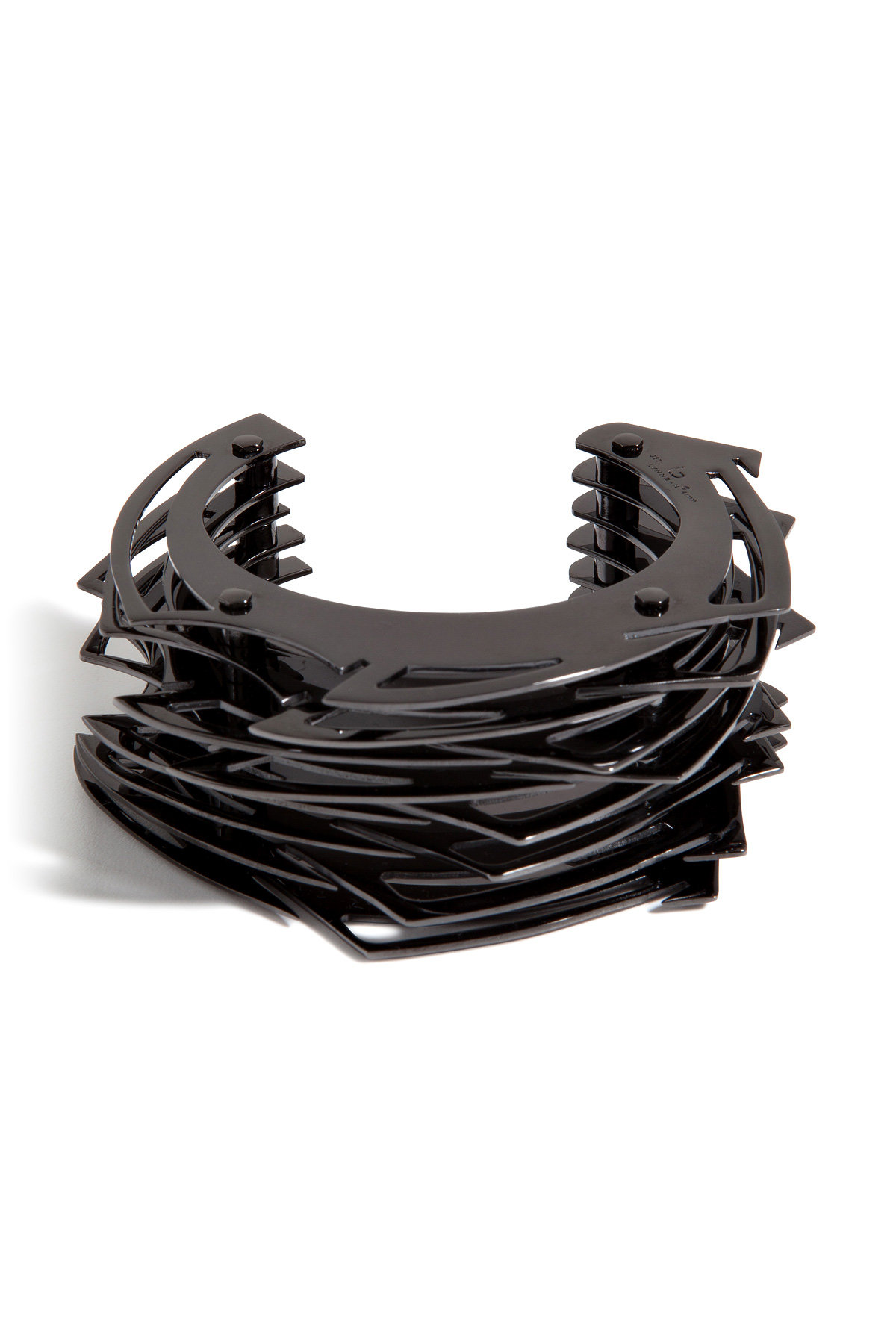Lynn Ban - Large Throwing Star Cuff
