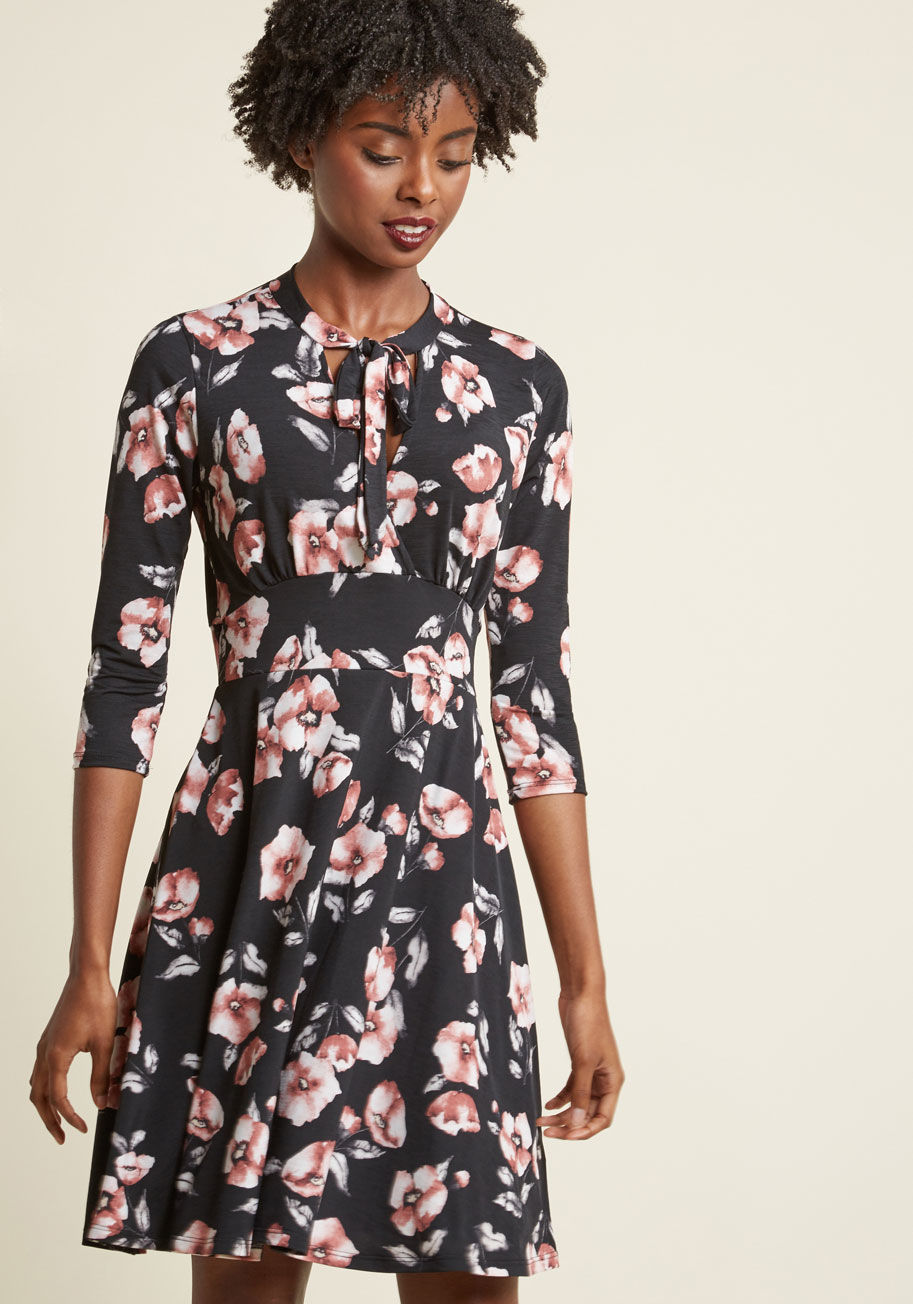 ModCloth - Knit A-Line Dress with Neck Tie