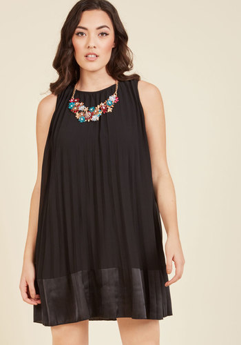 ModCloth - Pleat and Greet Shift Dress