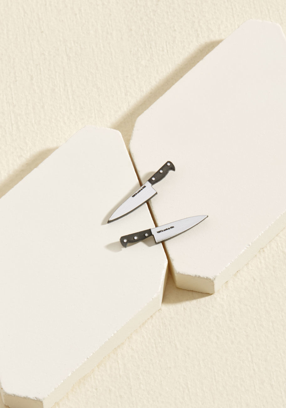 Thinking about waiting before making these chef's knife-shaped earrings from Vinca all yours? We highly advise scooping up this American-made pair as soon as possible, because their delicate yet daring design guarantees they're gonna fly! Plus, with their by PS_TCKN_2SILVLK