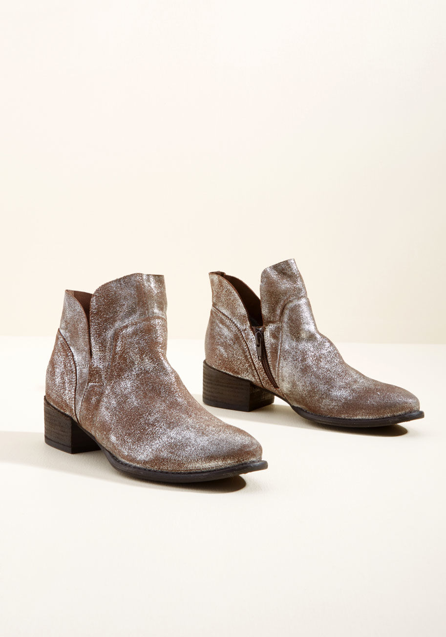 Seychelles - Score Metallic Leather Bootie