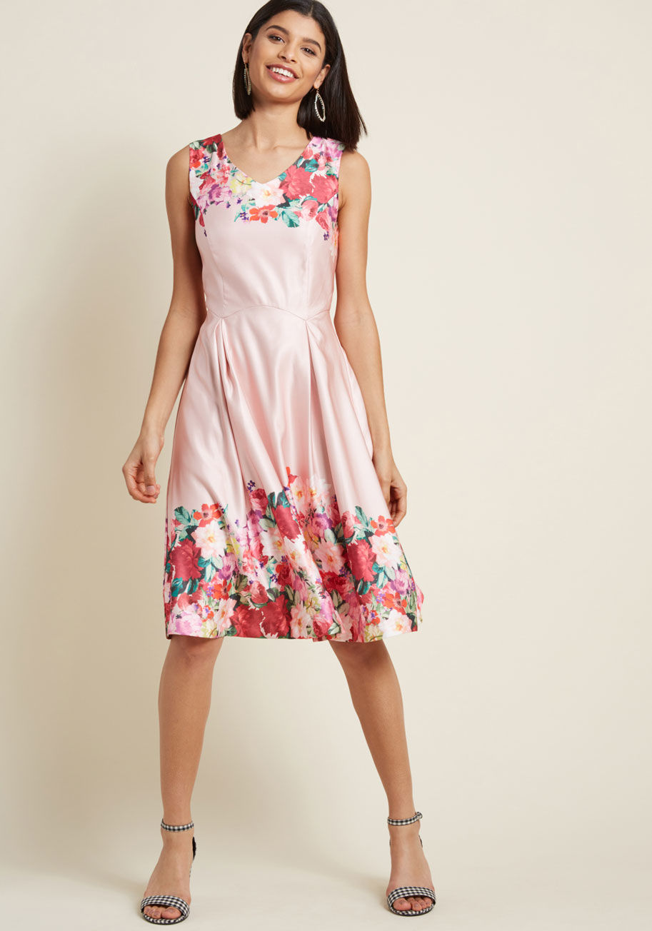 Yumi - Distinguished Guest Floral Dress