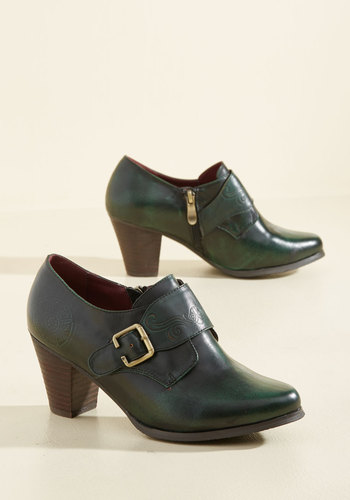 SPRING STEP - Handle With Character Leather Heel